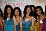 at Pantaloon Femina Miss India 2010 unveils finalists in Grand Hyatt on 23rd March 2010 (52).JPG